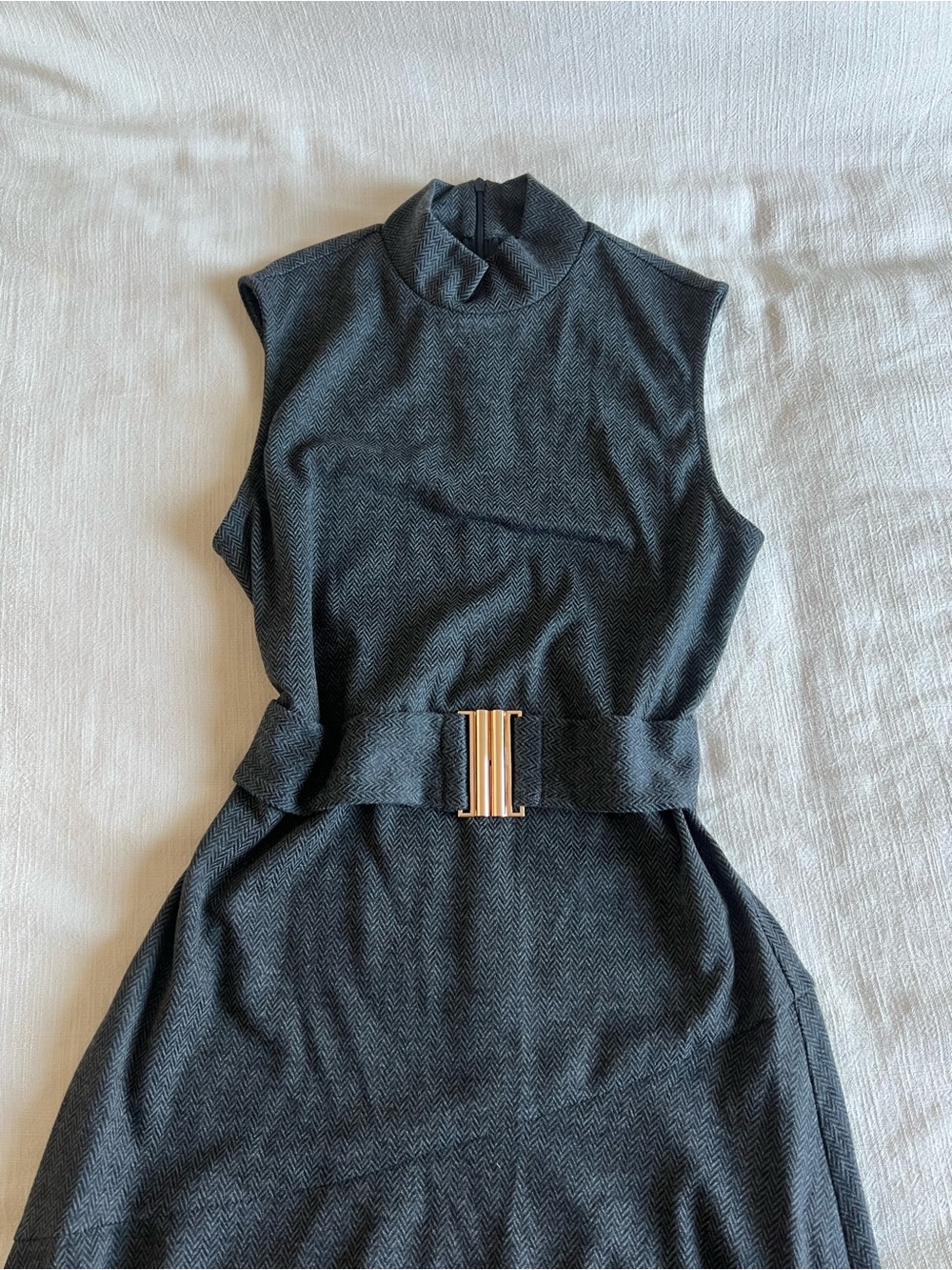 COMMENSE High Neck Sleeveless Belted Maxi Dress ๐ค - Picture 5 of 8